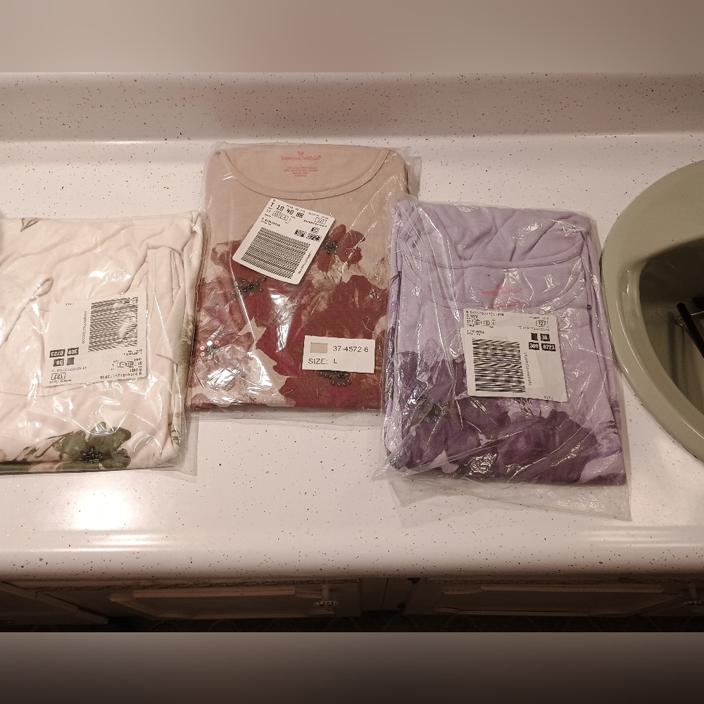 Bundle of 3 Woman Within Tunic Floral Print Knit Tops Large Tan, Ivory Purple